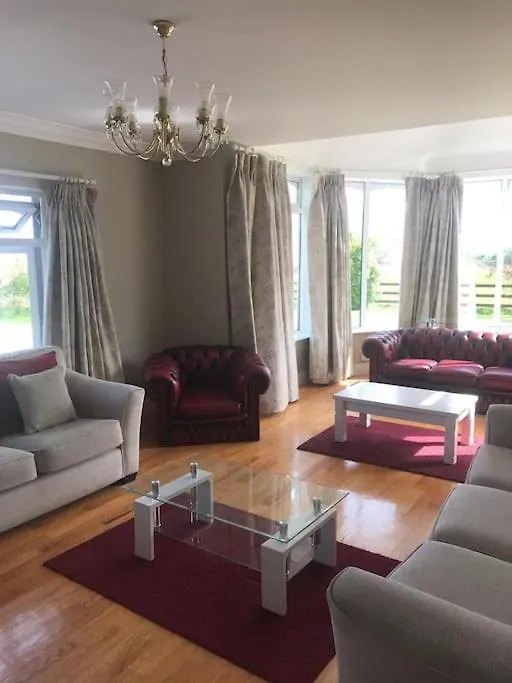 Killarney Farm House. 0*,  爱尔兰