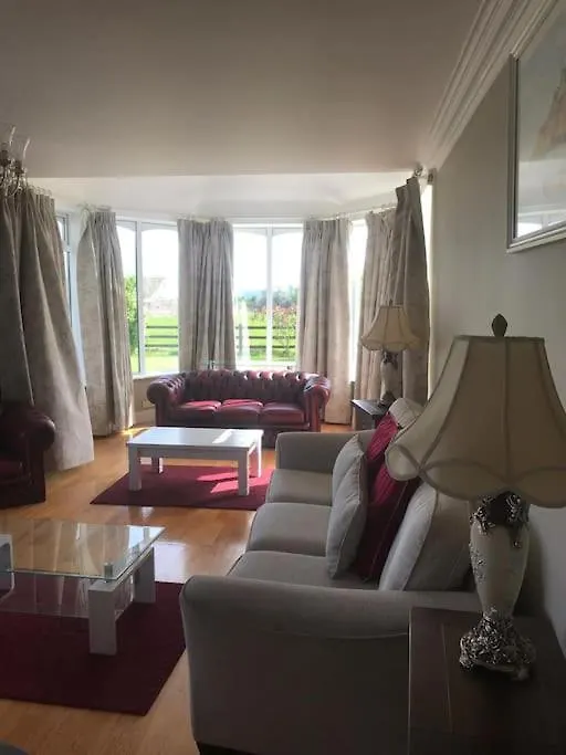 Сasa de vacaciones Killarney Farm House.